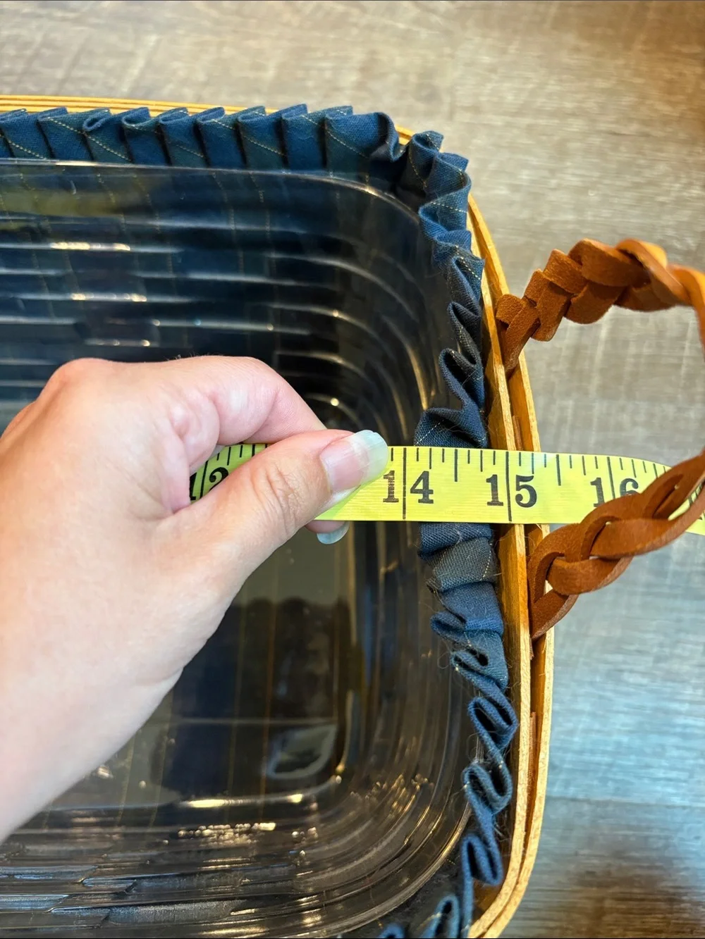Longaberger 1997 Collectors Club Welcome Home Basket Braided Handles Liner